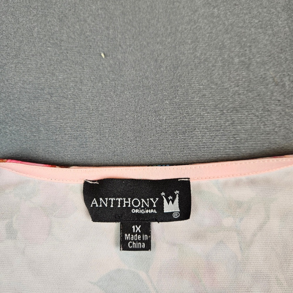 Antthony Original Pink Floral Hummingbird Butterfly Top 1X Short Sleeve Blouse - Picture 4 of 6